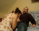 jeune-fellation-beau-cul-moustachu